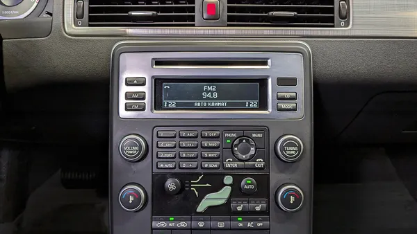 Volvo XC70