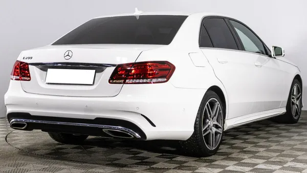 Mercedes-Benz E-Класс