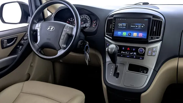 Hyundai H-1