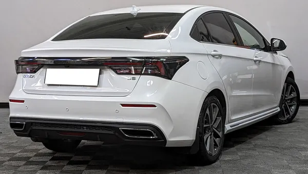 Omoda S5