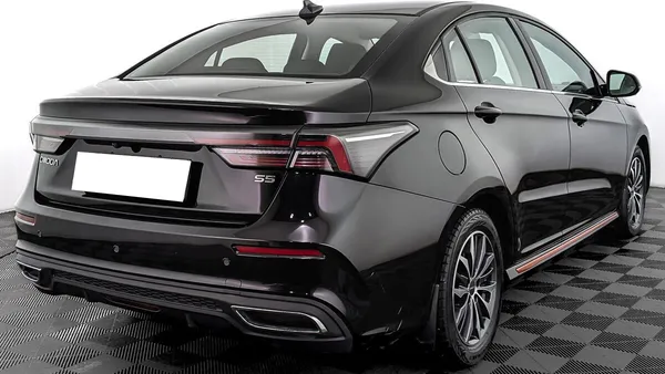 Omoda S5