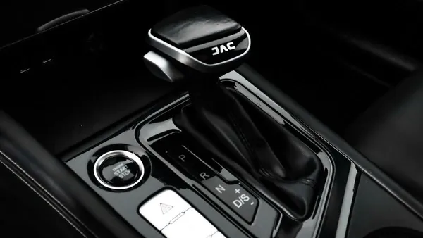JAC J7