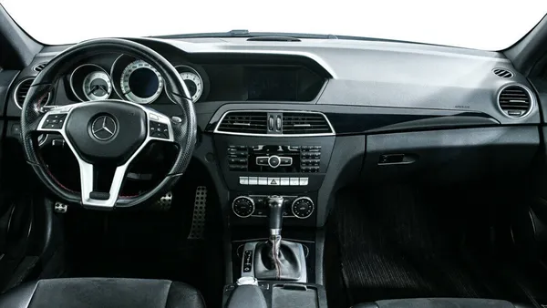 Mercedes-Benz C-Класс