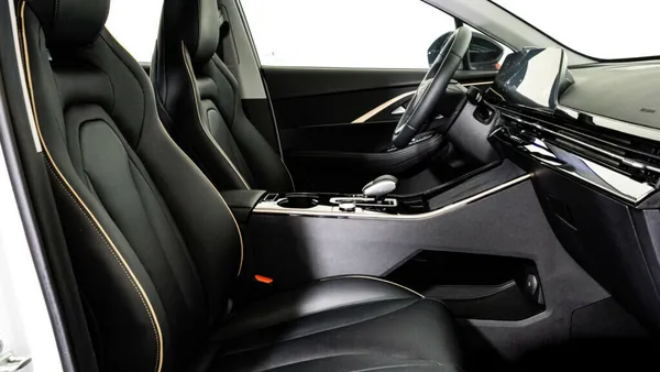 Omoda C5