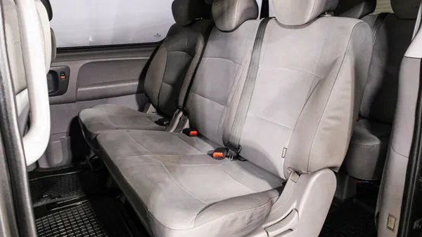 Hyundai H-1