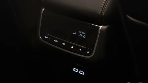 GAC GS8