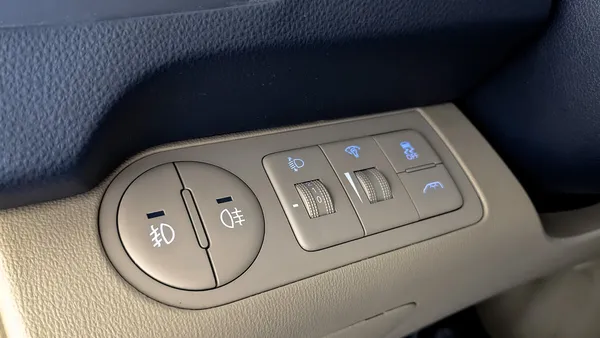 Hyundai H-1
