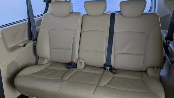 Hyundai H-1