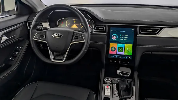 JAC J7