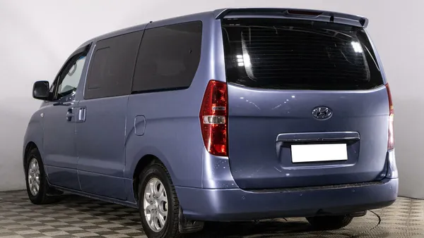 Hyundai Grand Starex