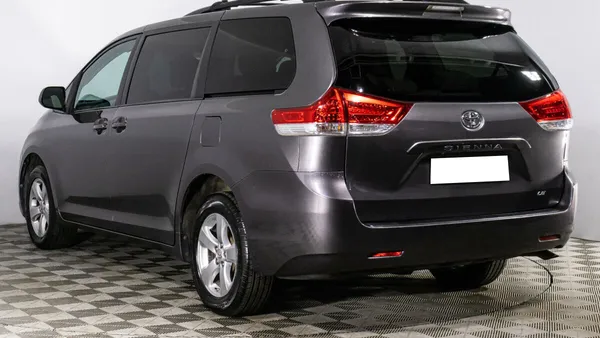 Toyota Sienna