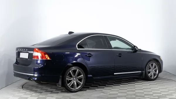 Volvo S80
