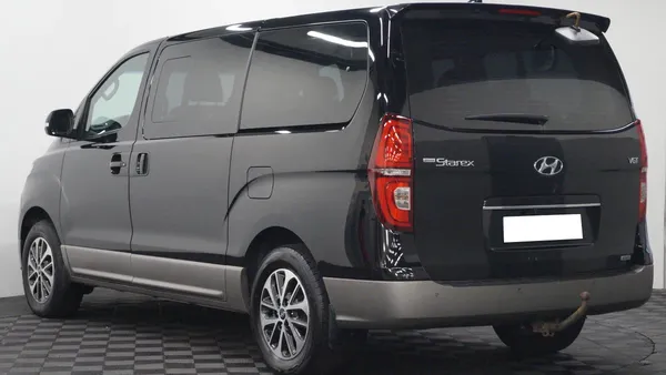 Hyundai Grand Starex