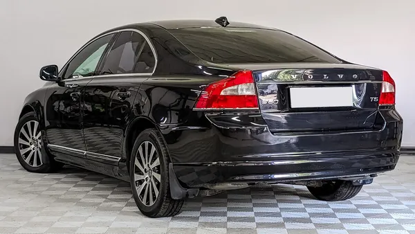 Volvo S80
