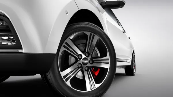 JAC iEV7S