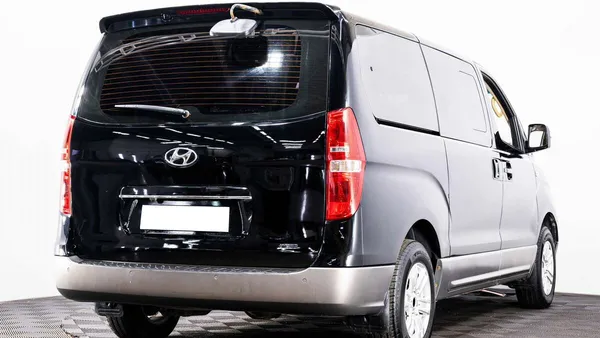 Hyundai Grand Starex