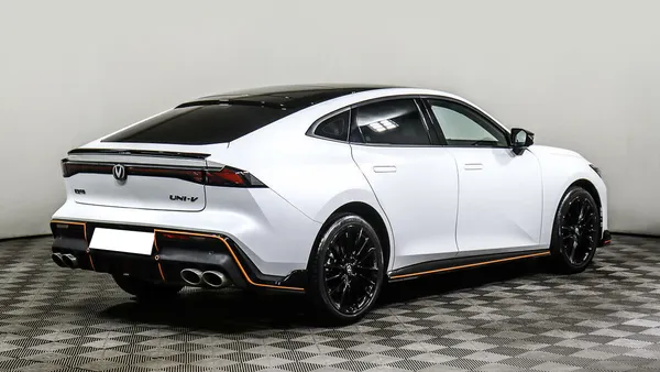 Changan UNI-V