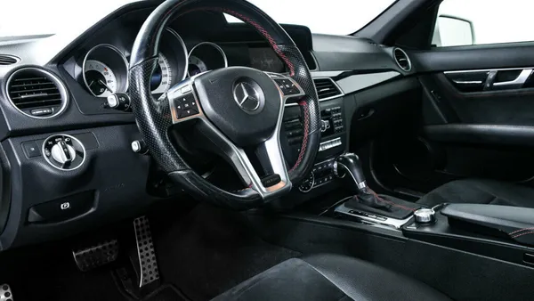 Mercedes-Benz C-Класс