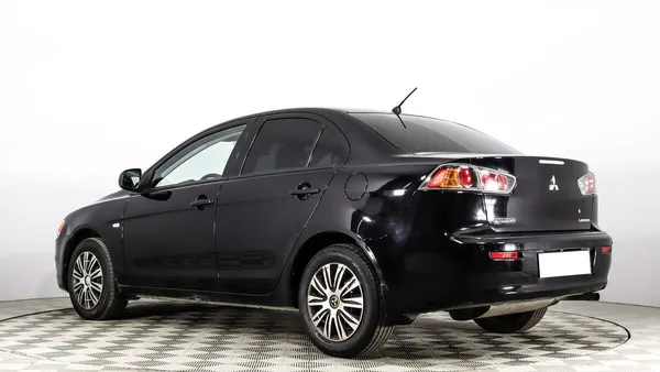 Mitsubishi Lancer