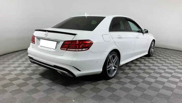 Mercedes-Benz E-Класс
